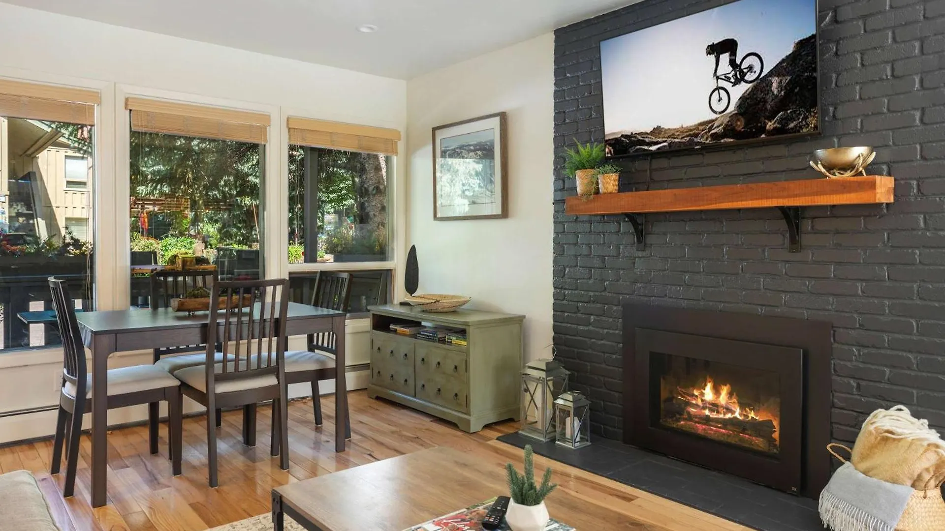 Cozy With Fireplace Close To Lifts * Vail