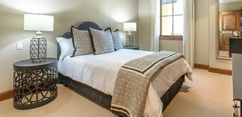Apartment Platinum Ritz-carlton 4 Bedroom Mountain Just One Block From The Eagle Bahn Gondola *