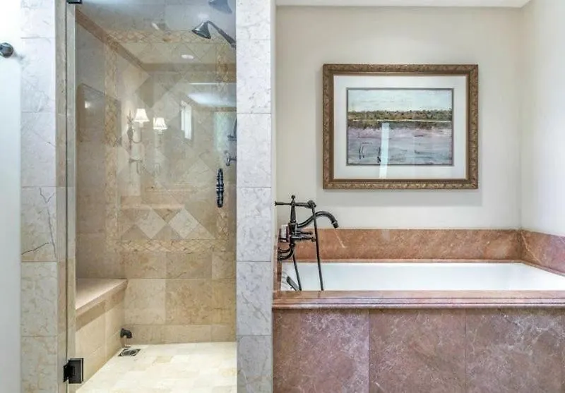 Platinum Ritz-carlton 4 Bedroom Mountain Just One Block From The Eagle Bahn Gondola * Vail