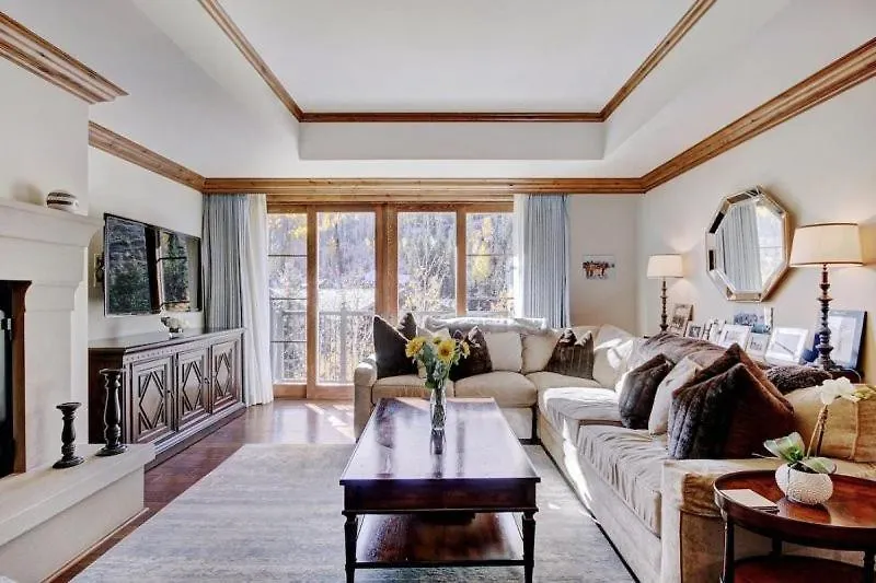 Ritz Carlton 3 Bedroom