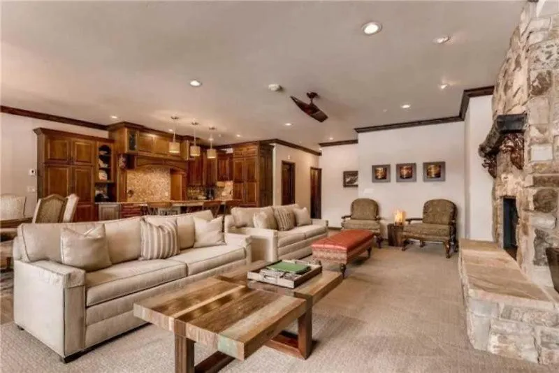 Apartment Lionshead Alpine Lodge: Ski-in/ski-out With Heated Pool Vail