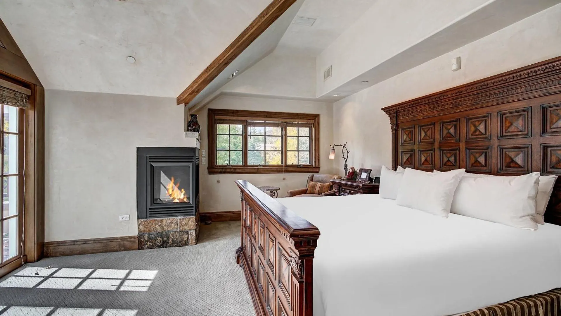 At Vail, A Rockresort