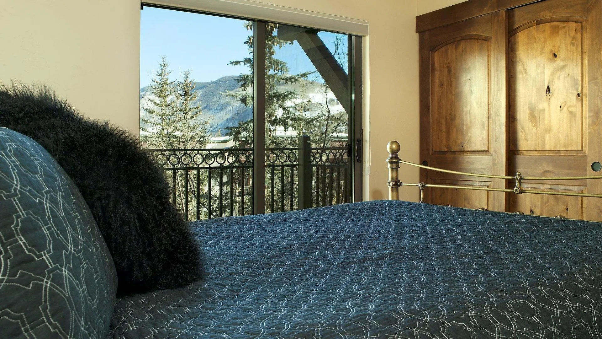 Destination Hotel 3*