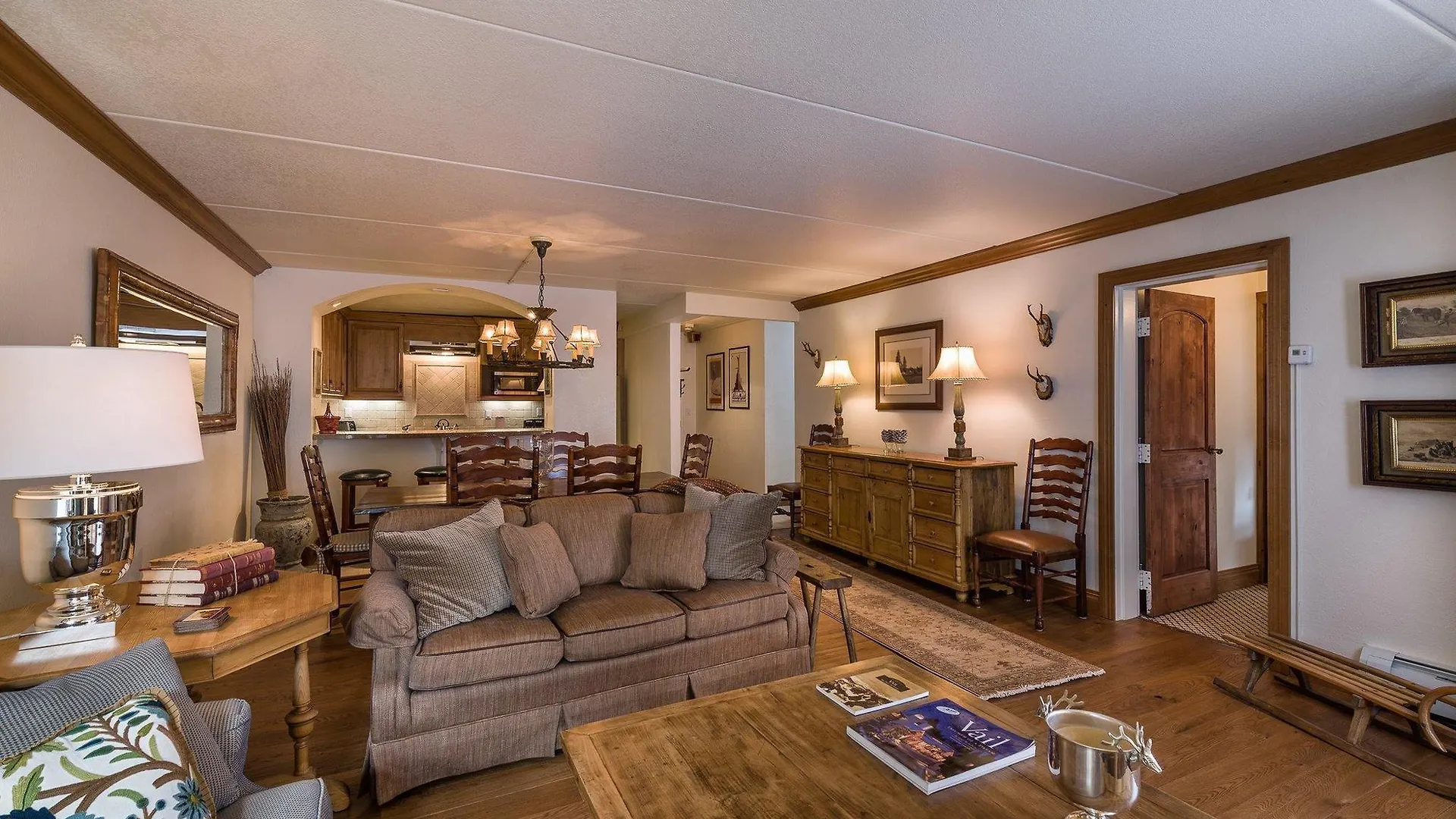 Lodge Vail's Mountain Haus At The Covered Bridge