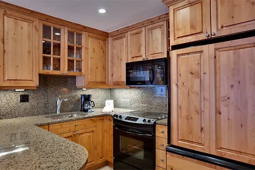 Willows Apartment