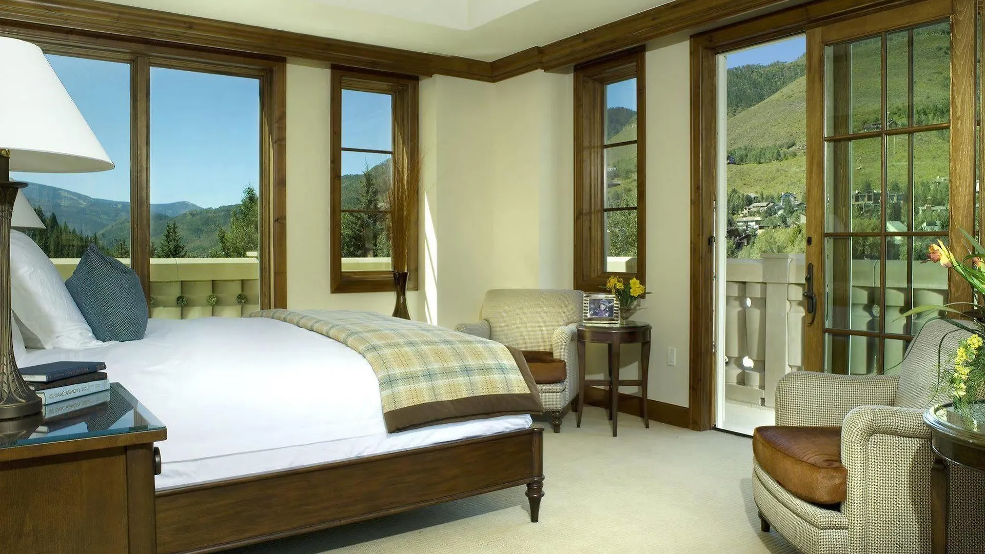 Legendary At The Ritz Hotel Vail