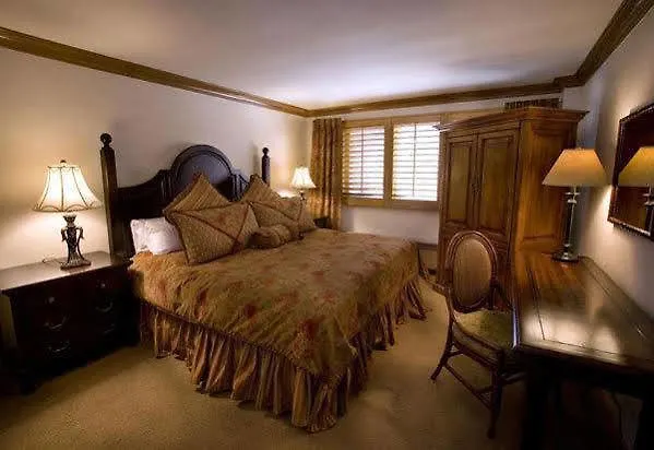 Tower 4* Vail