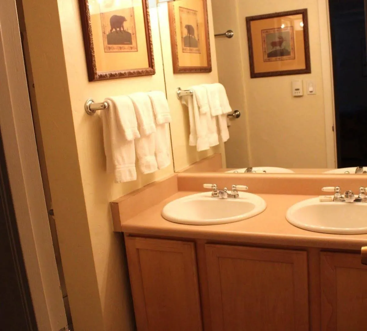 Aparthotel International Vail