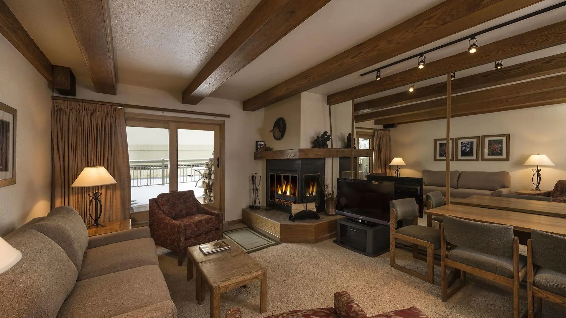 Lodge At Lionshead