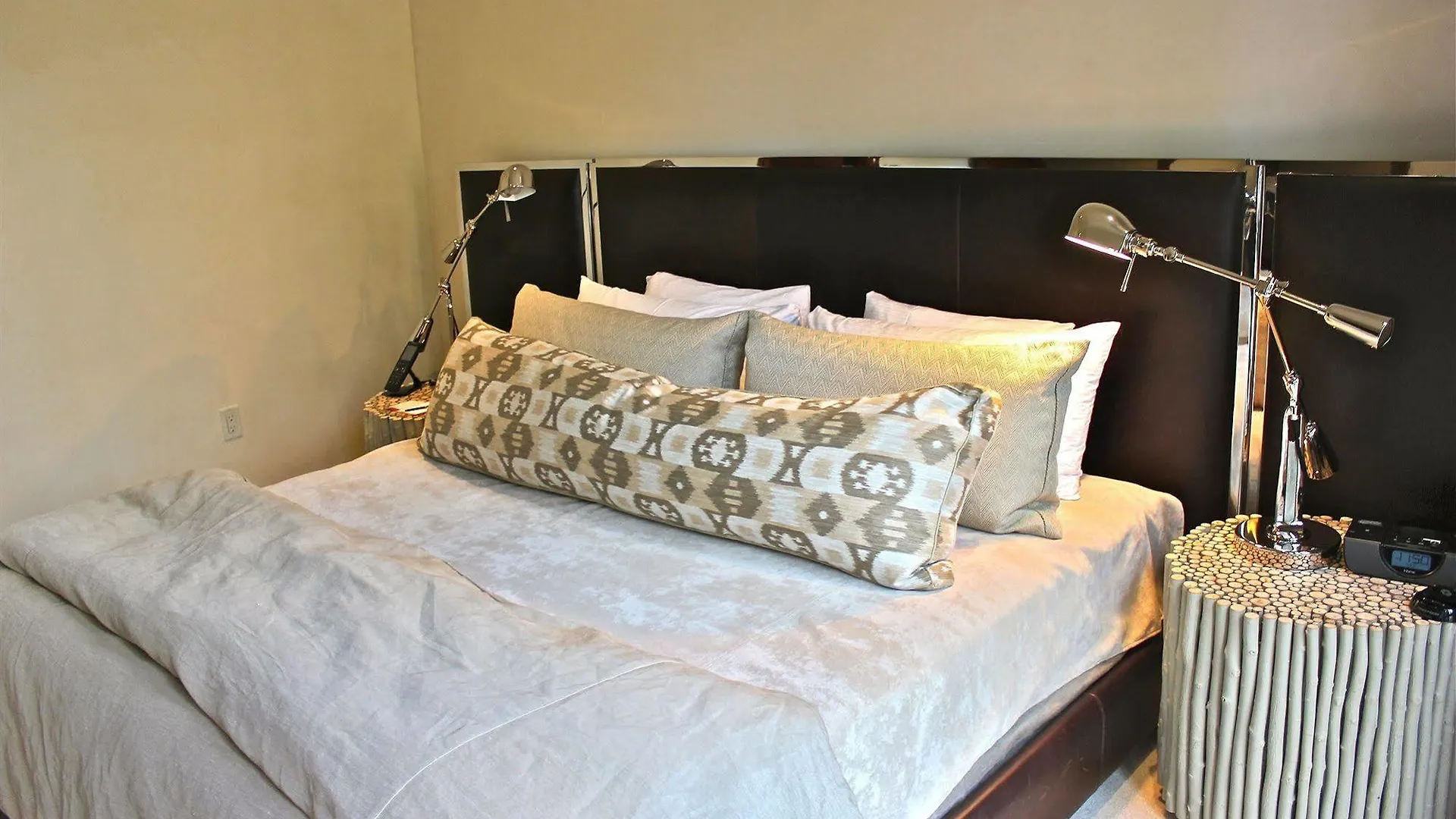 Elevation Residences At Solaris ベール