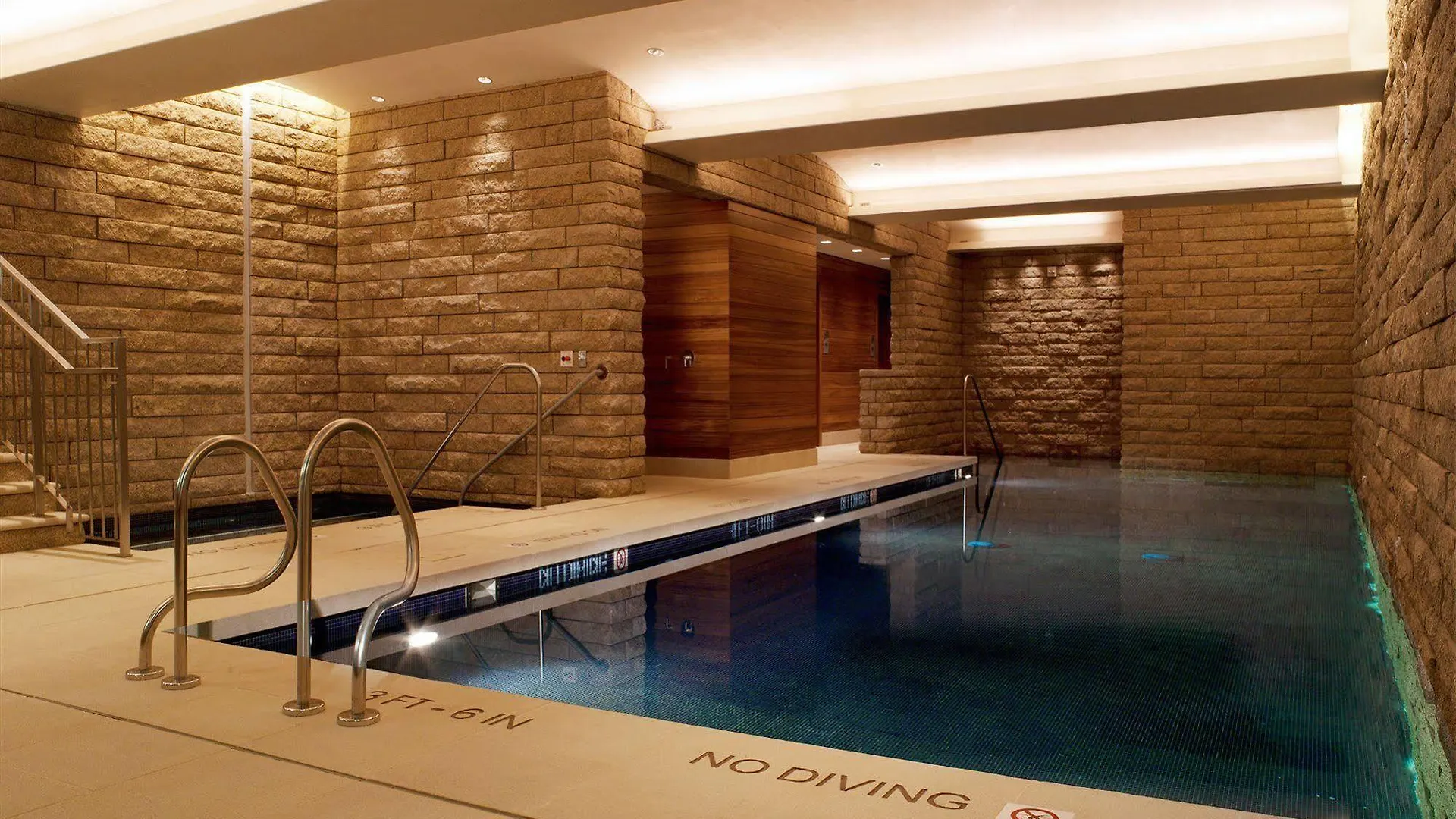Elevation Residences At Solaris 5* ベール