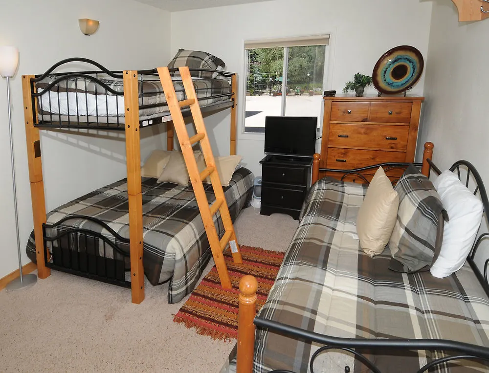 Hotel Vantage Point Lionshead By Berkshire Hathaway Vail