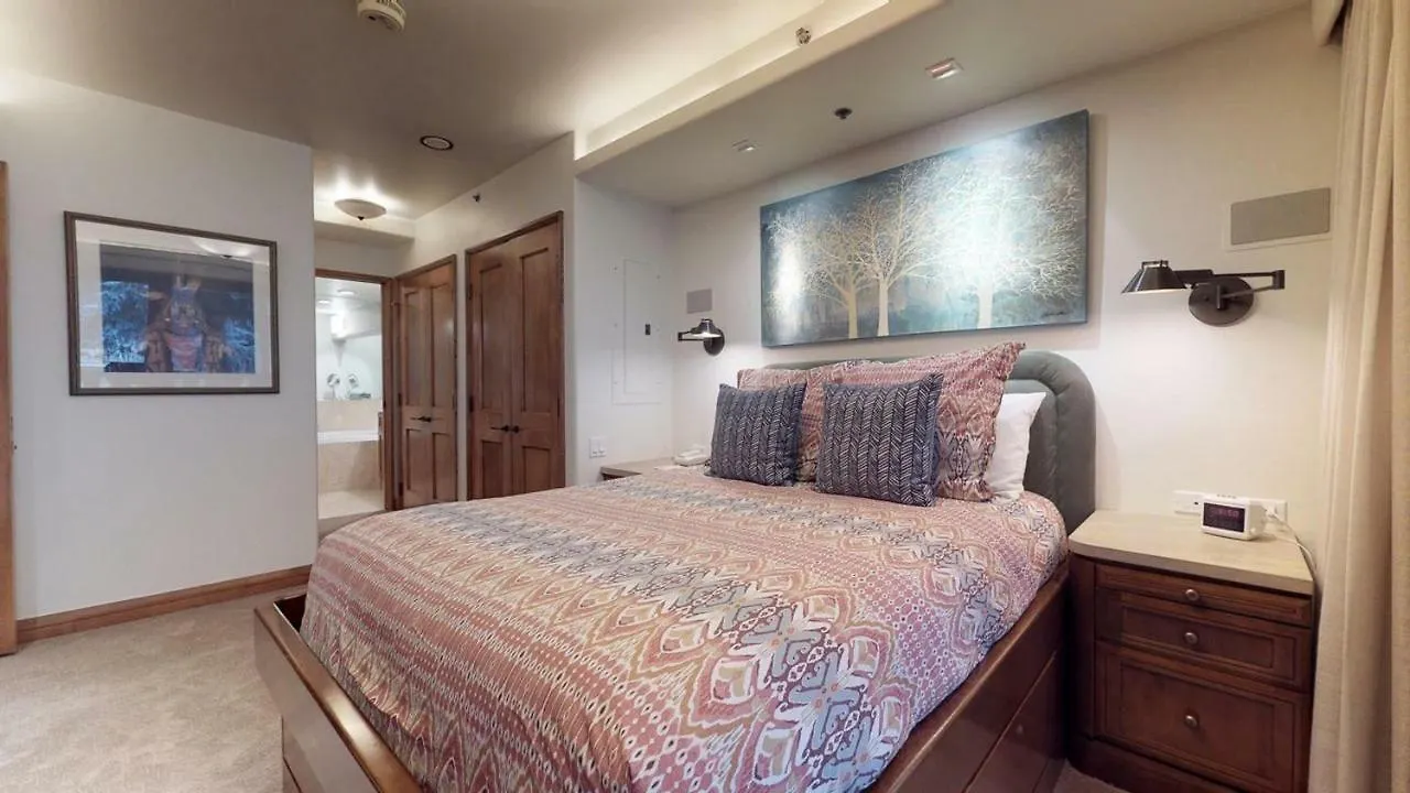 Apart-hotel Bridge Street 4*