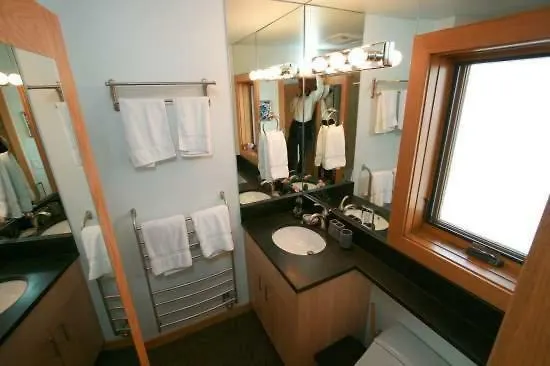 Apartment 100 Yards To Gondola One