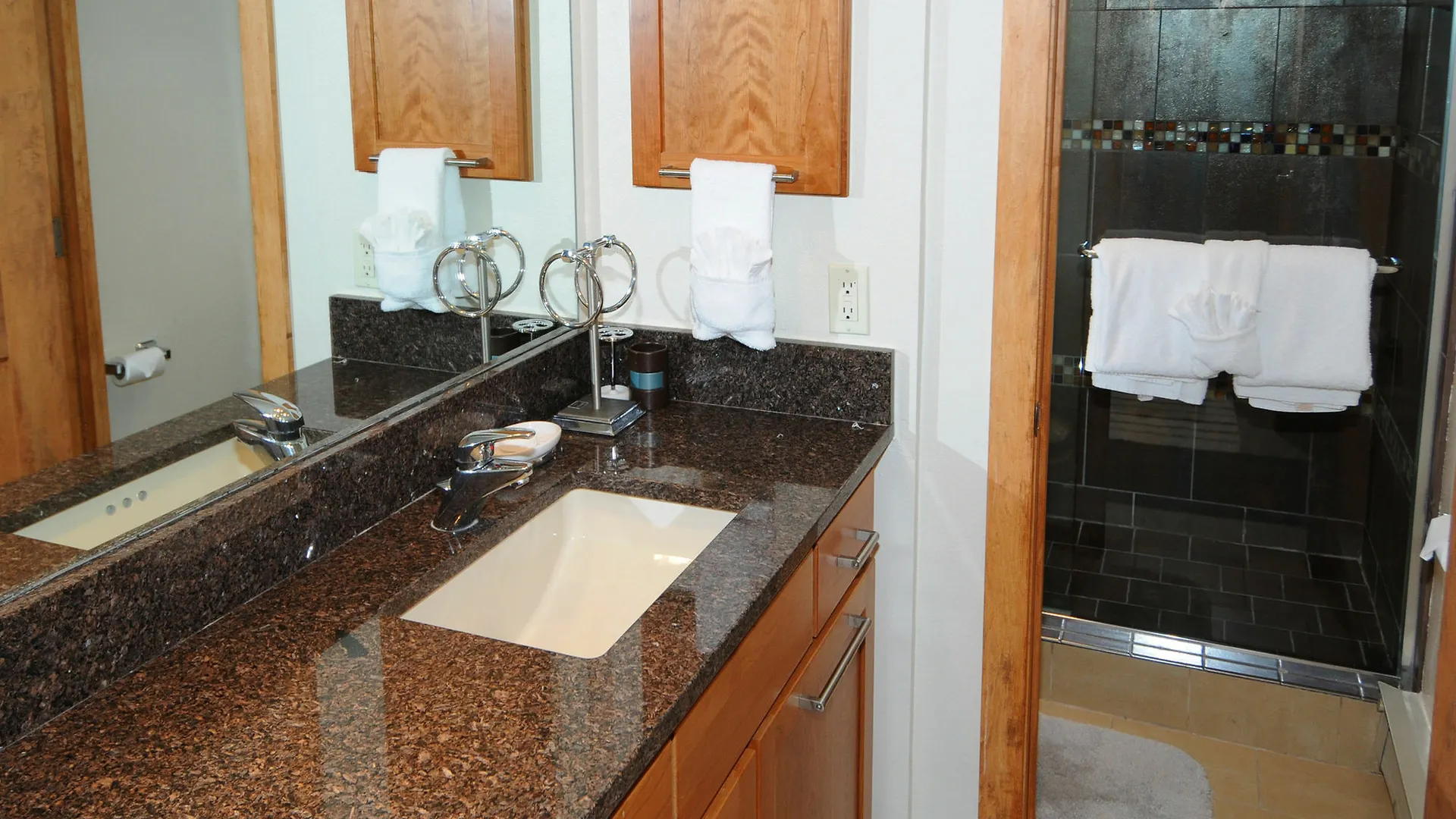 Hotel Vantage Point Lionshead By Berkshire Hathaway 2*