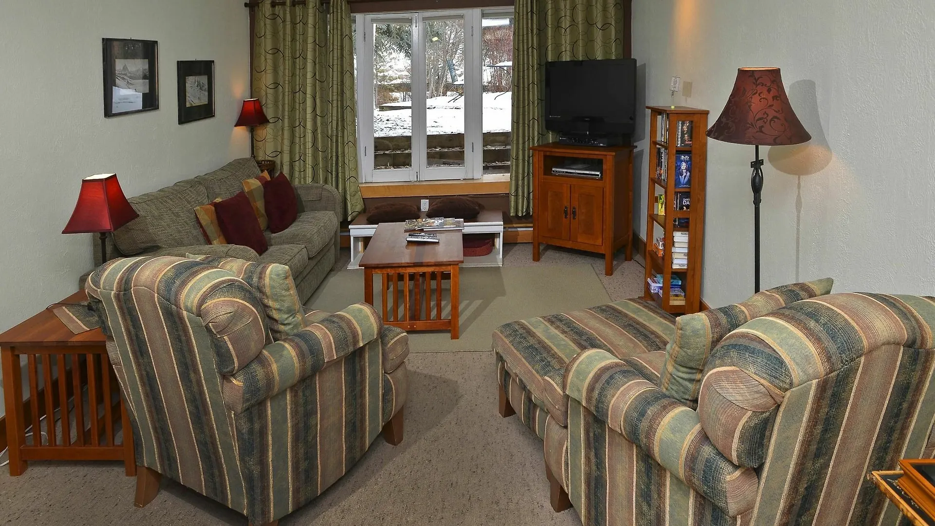 Trails East Village By Berkshire Hathaway 3* Vail