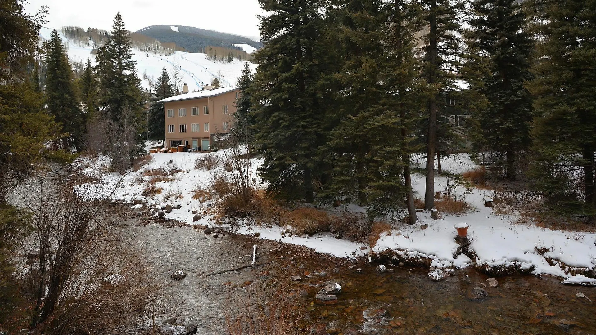 Hotel Trails East Village By Berkshire Hathaway Vail