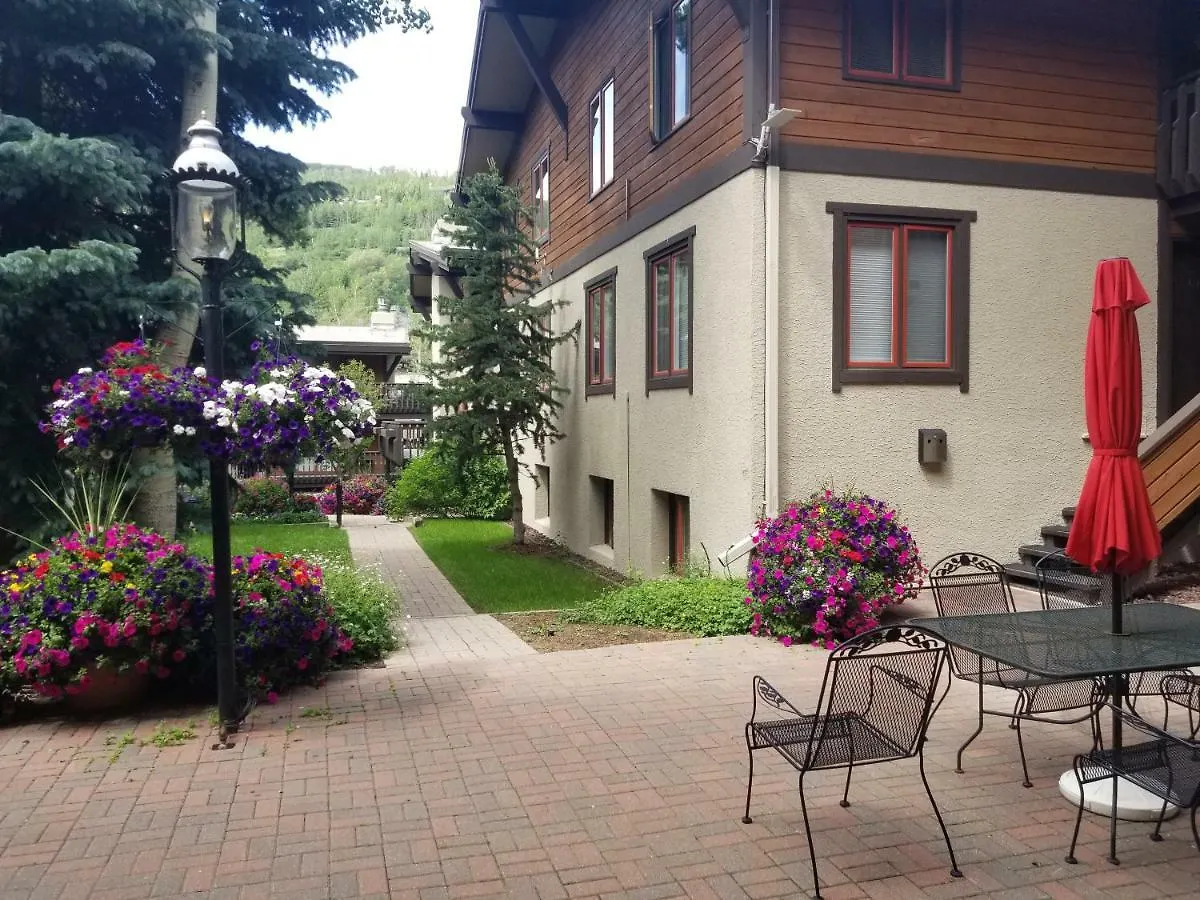 Aparthotel Seasons 3*