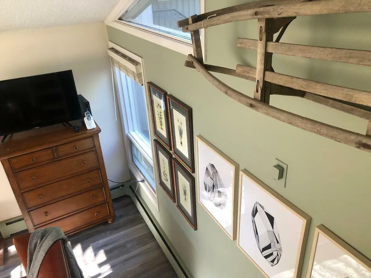 Spectacular Apartment, Close To Lions Head, Next To Bus Stop *