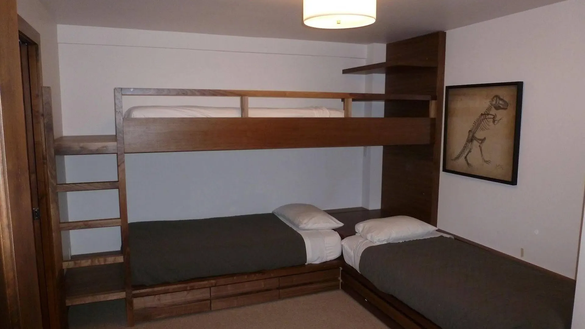 Hotel Lionshead Center By Berkshire Hathaway