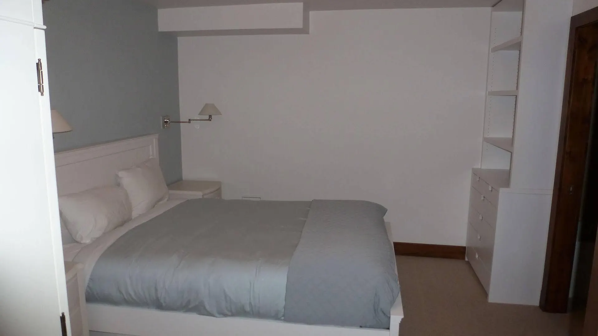 Lionshead Center By Berkshire Hathaway 3*