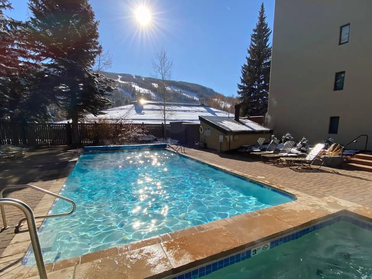 International 3* Vail