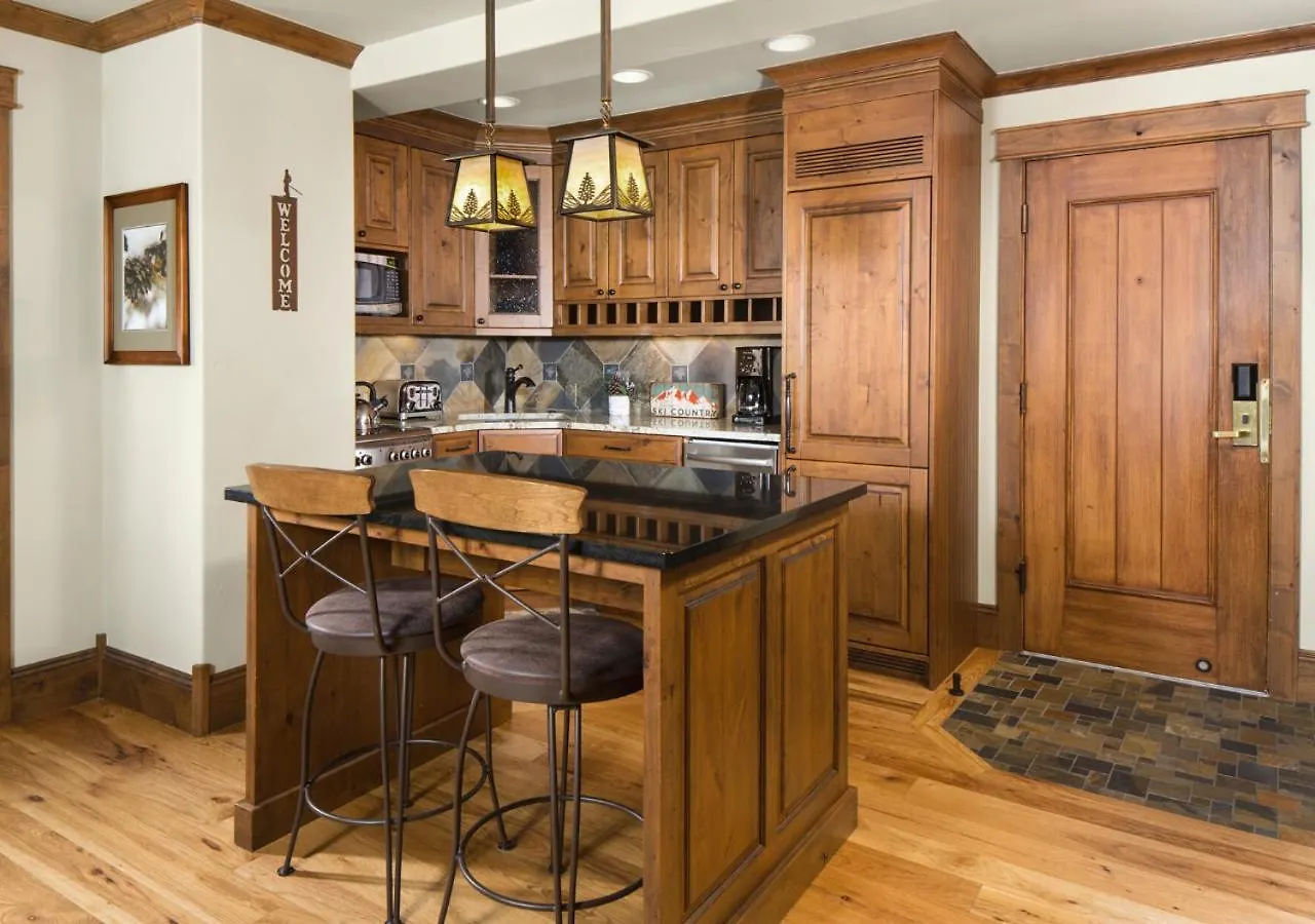 Manor Lodge Vail