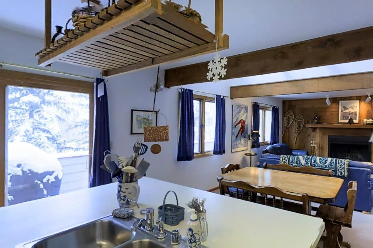 Katsos Ranch Retreat Holiday home *