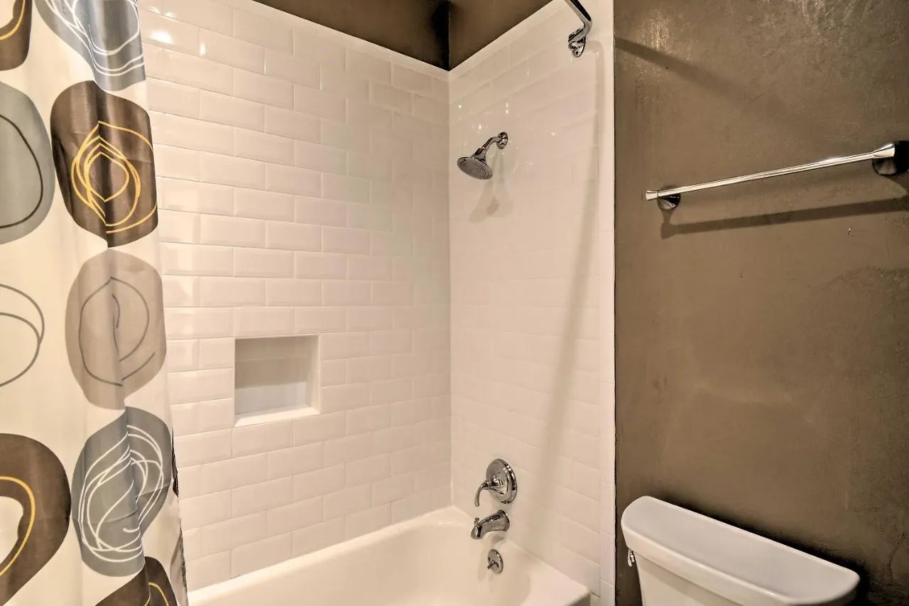 Updated 10-min Walk To Lionshead Village Apartment Vail