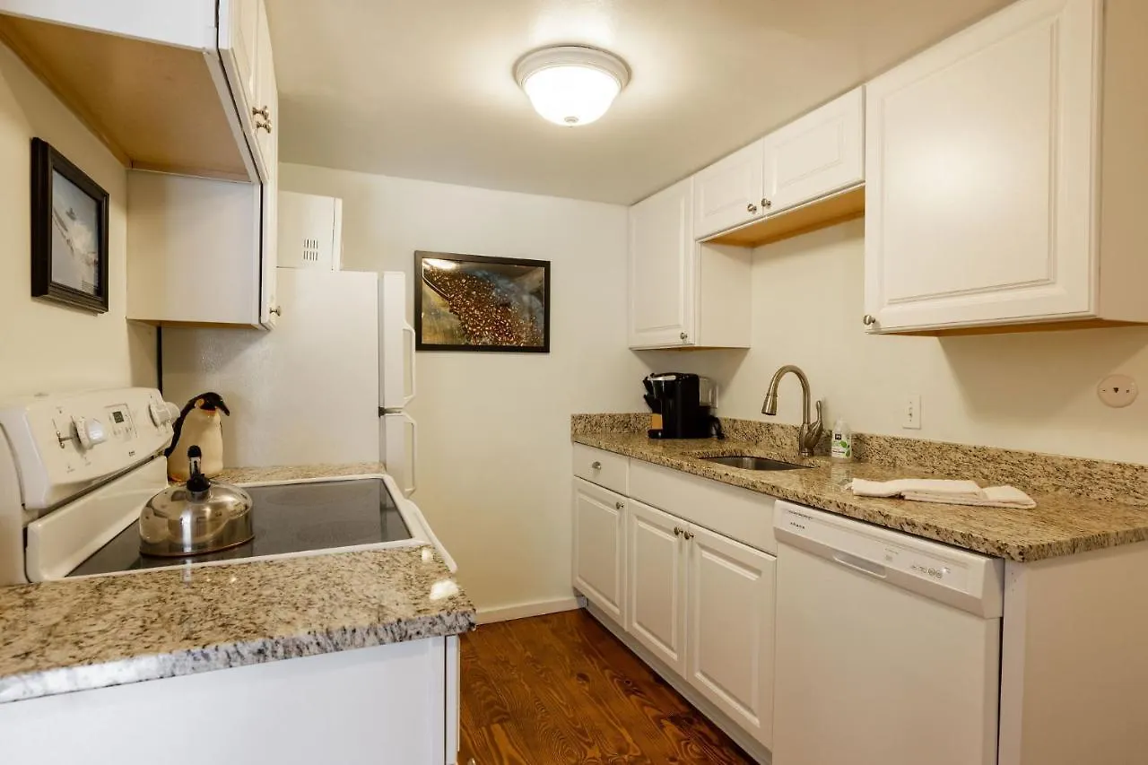 Apartment Trail's By Realty Vail