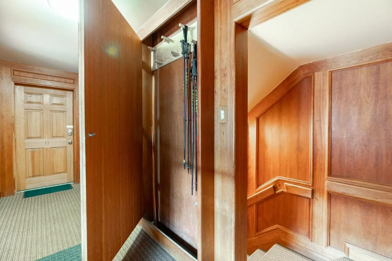 Trail's By Realty Vail