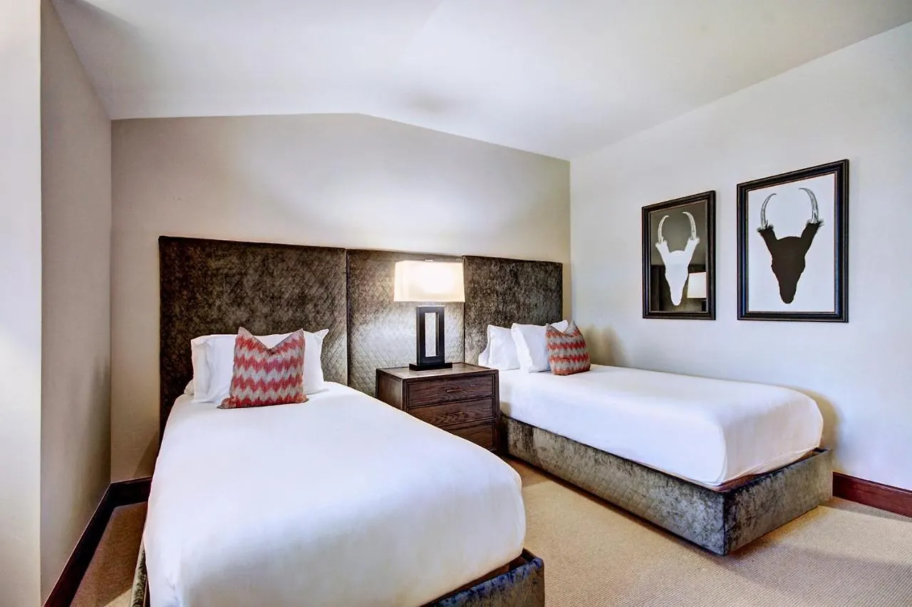 Village Private 4 Bedroom W Full Kitchen * Vail