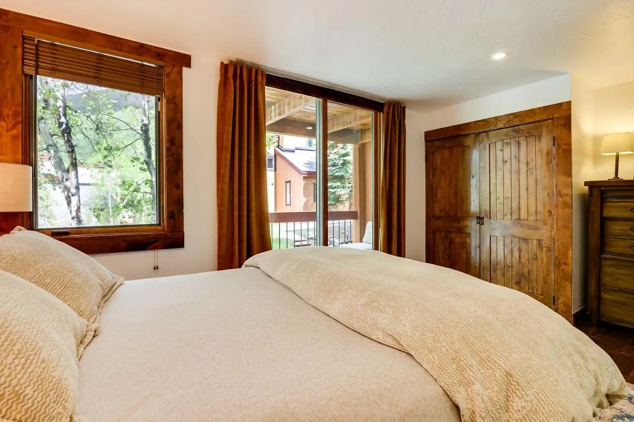 Holiday home Elegant - Walk To Booth Falls Trail *