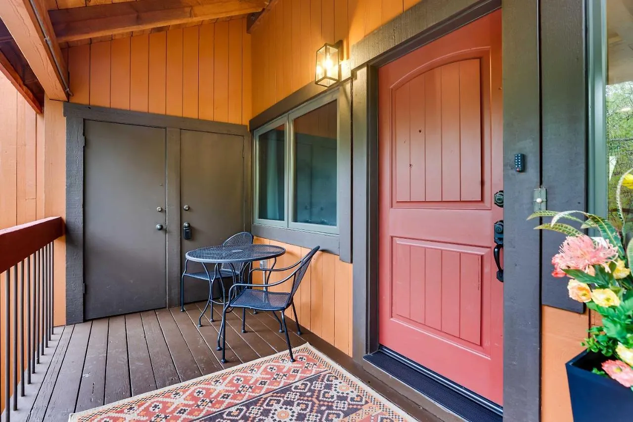Elegant - Walk To Booth Falls Trail Holiday home *