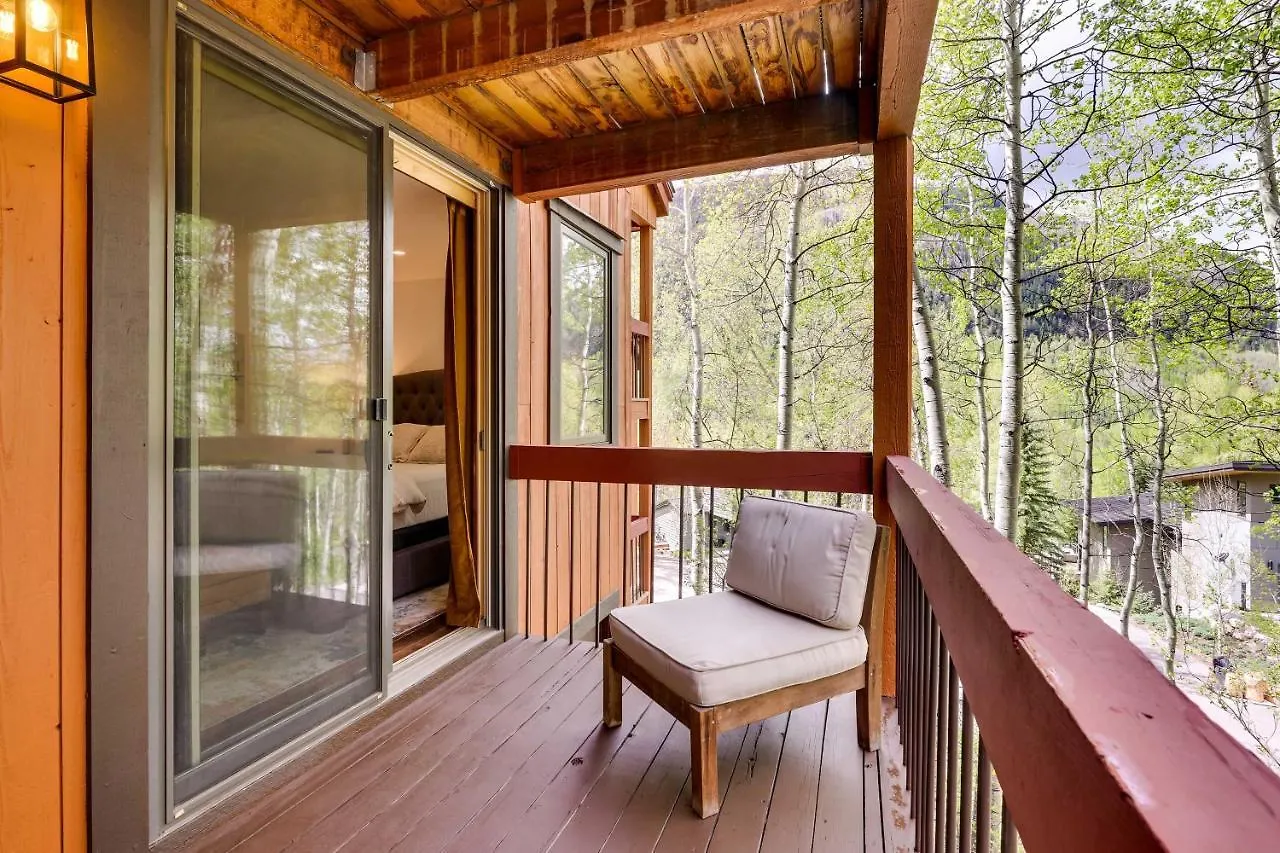 Elegant - Walk To Booth Falls Trail Holiday home