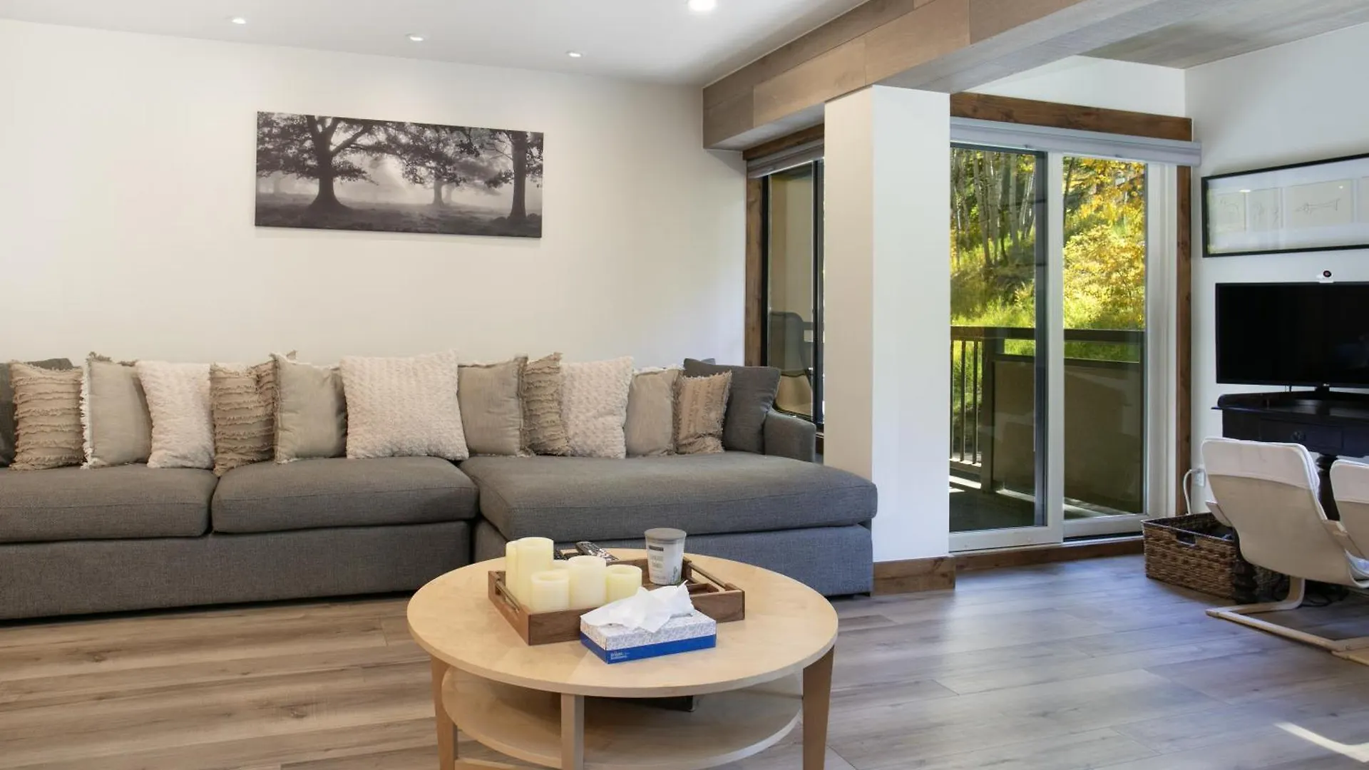 103 Fallridge *