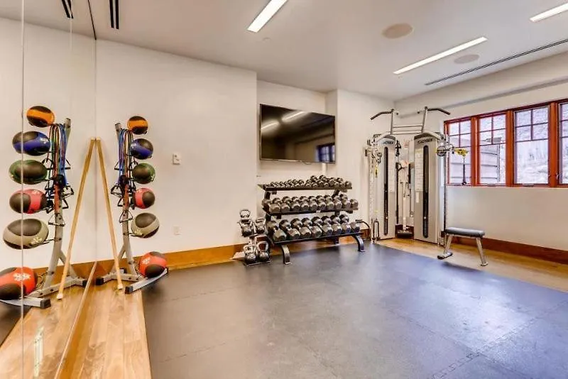 4 Bedroom Luxury At Solaris Residences Lägenhet Vail