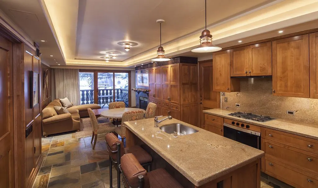 Bridge Street 4*