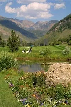 Vail's Mountain Haus At The Covered Bridge Lodge Vail