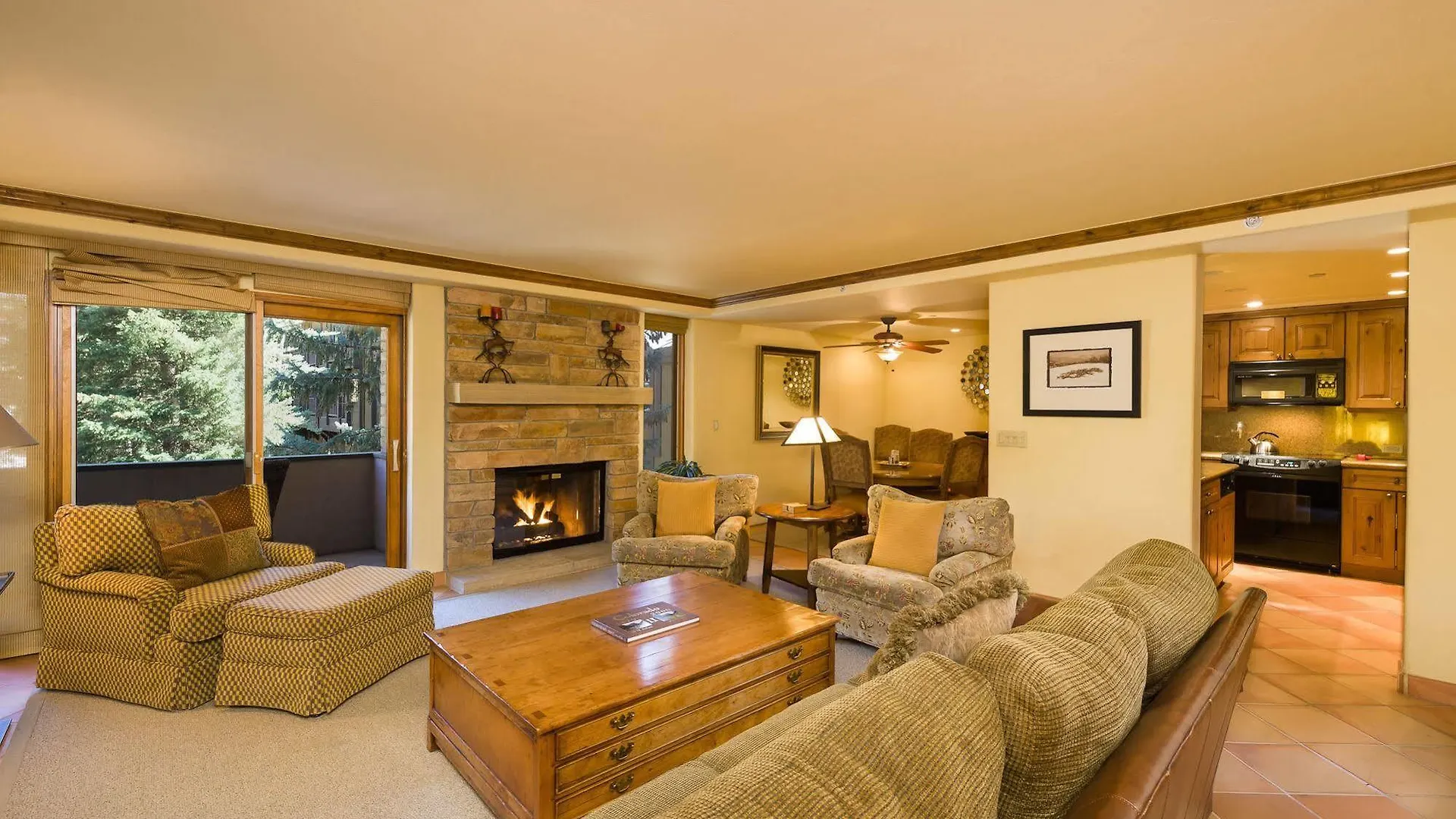 Lodge Vail's Mountain Haus At The Covered Bridge Vail