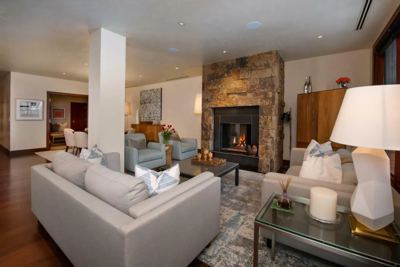 4 Bedroom Luxury At Solaris Residences Lägenhet *