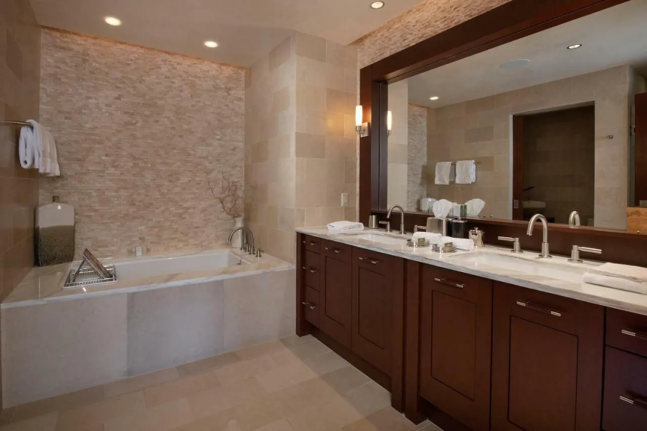 4 Bedroom Luxury At Solaris Residences Lägenhet Vail