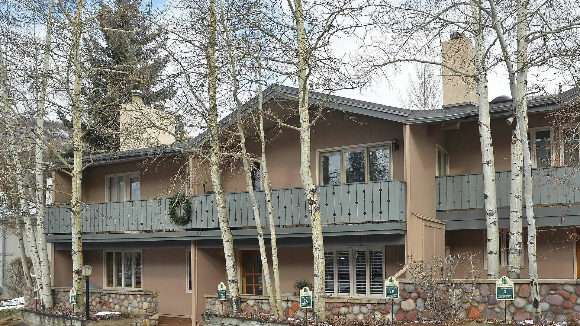 Hotel Trails East Village By Berkshire Hathaway